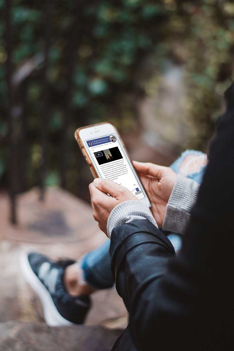 earlyme-on-phone