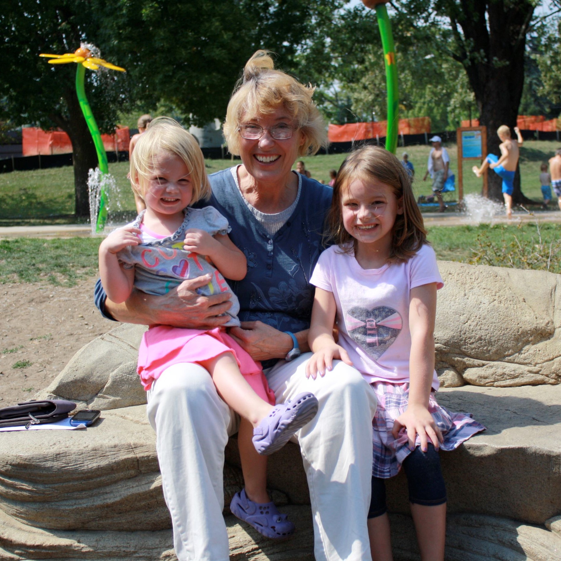 mom-girls